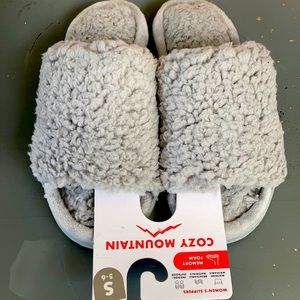 Cozy Mountain S5-6 gray memory foam slippers NEW